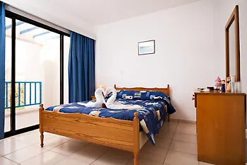 Sunlight Apartment *